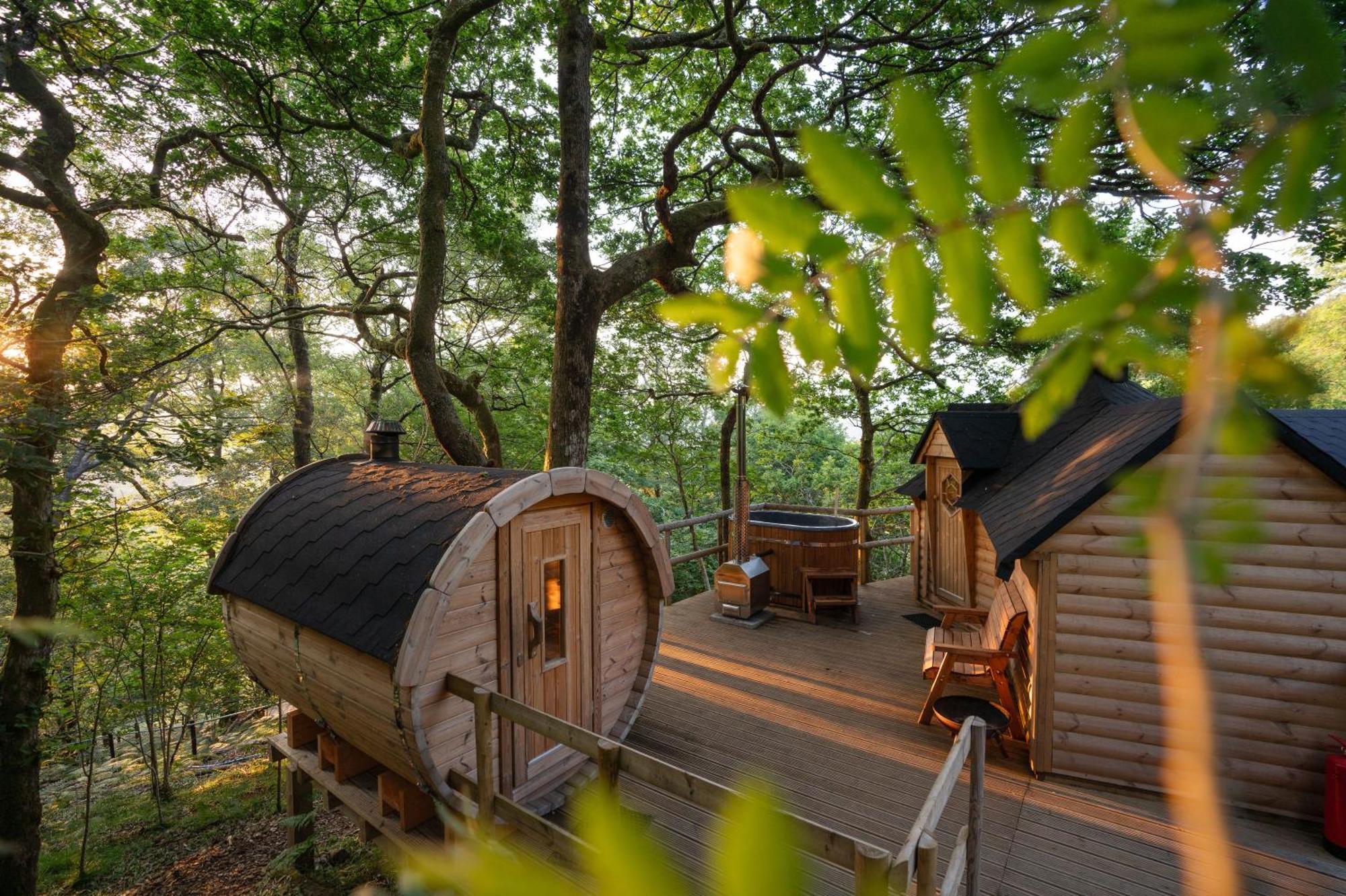 Chestnut Tree House With Hot Tub & Sauna Бармут Екстер'єр фото